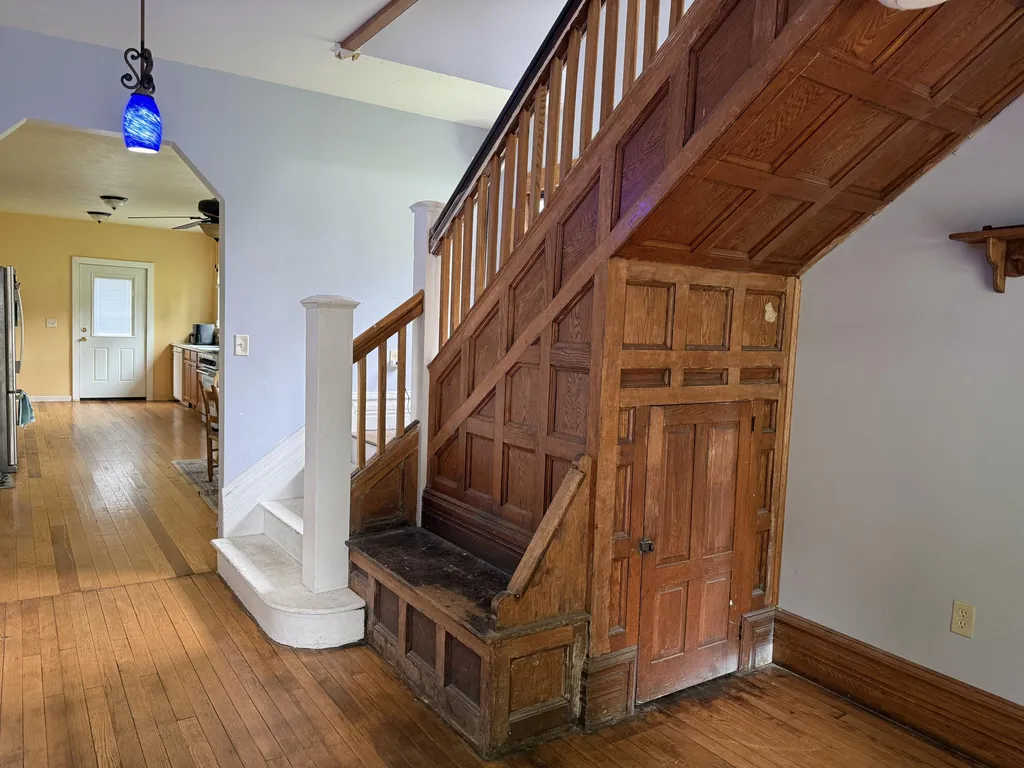 409 E Porter Street Albion City MI 49224