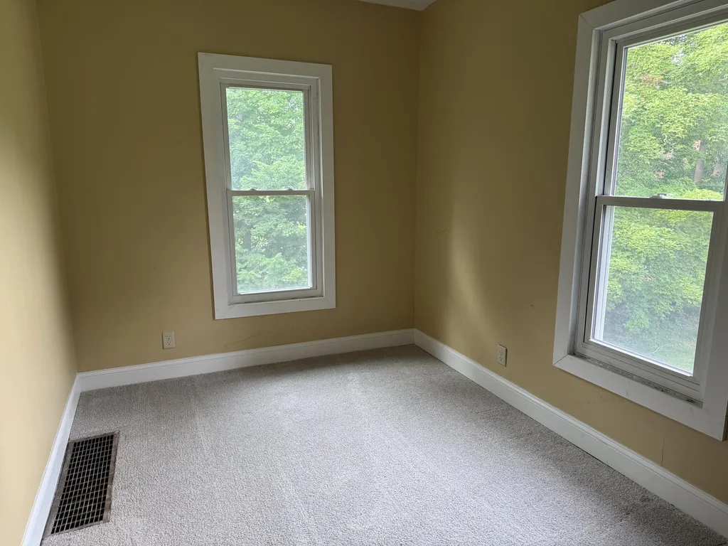 409 E Porter Street Albion City MI 49224
