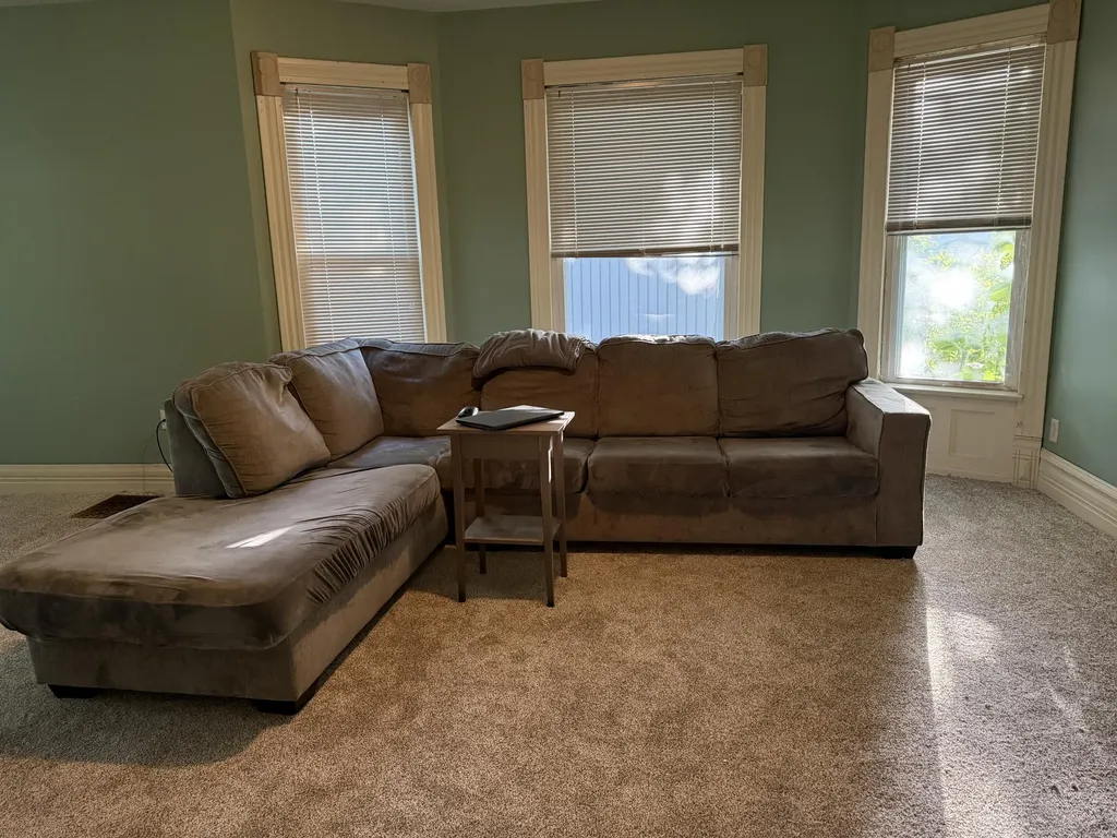 409 E Porter Street Albion City MI 49224