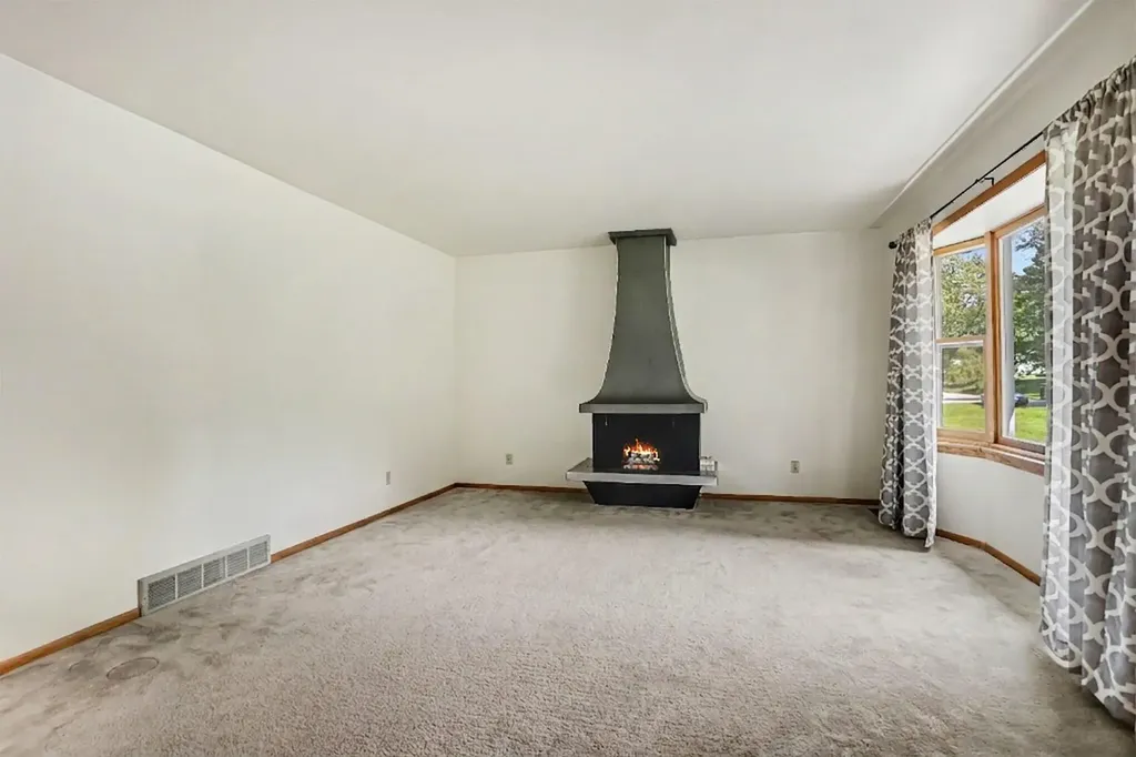 205 Highfield Road Marshall Township MI 49068