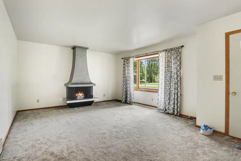 205 Highfield Road Marshall Township MI 49068