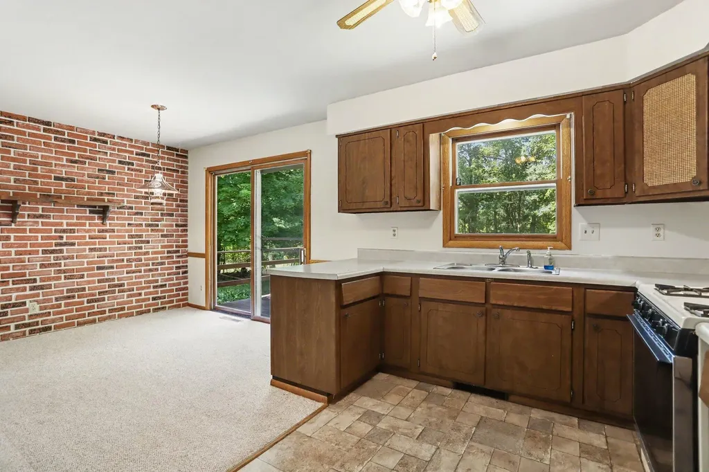 205 Highfield Road Marshall Township MI 49068