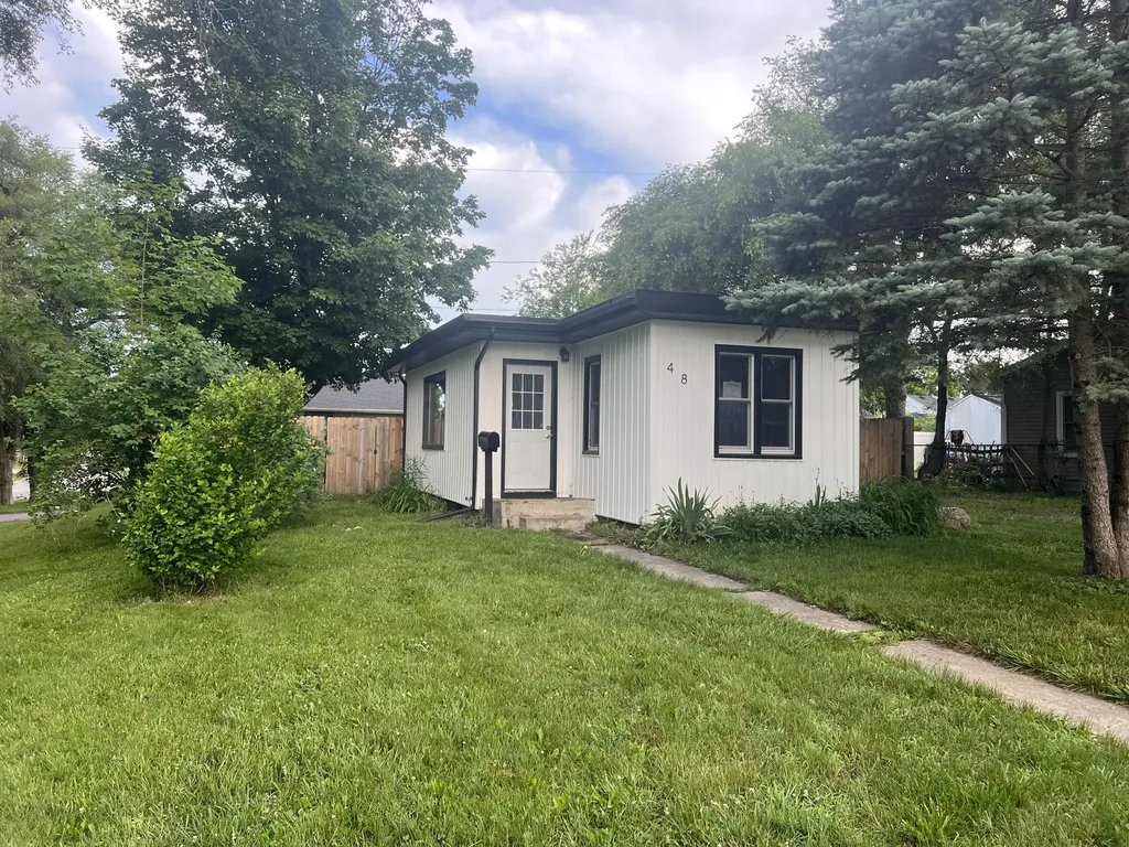 48 Ferndale Court Battle Creek City MI 49015