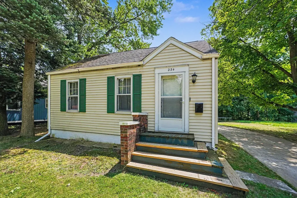 234 Laurel Drive Battle Creek City MI 49017
