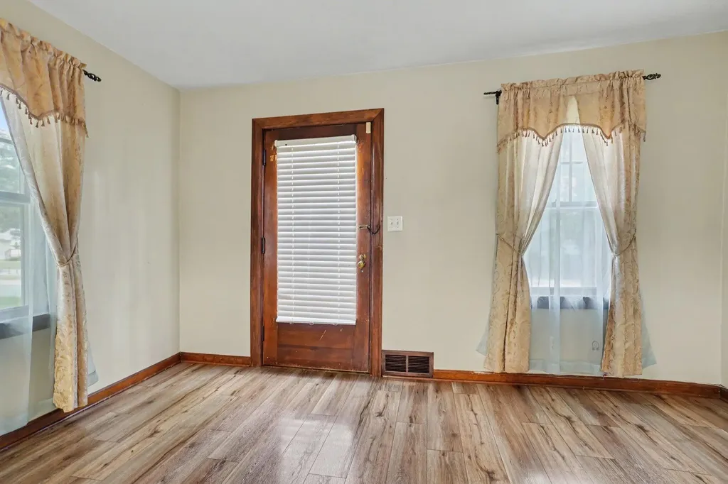 234 Laurel Drive Battle Creek City MI 49017