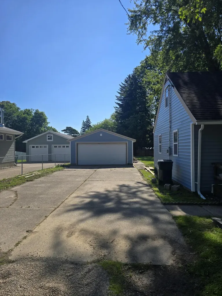 6001 Joshua Street Lansing City MI 48911