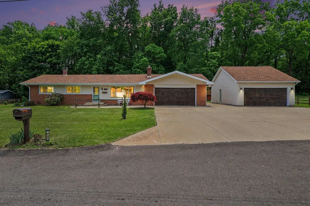 15 Enlow Court Battle Creek City MI 49015