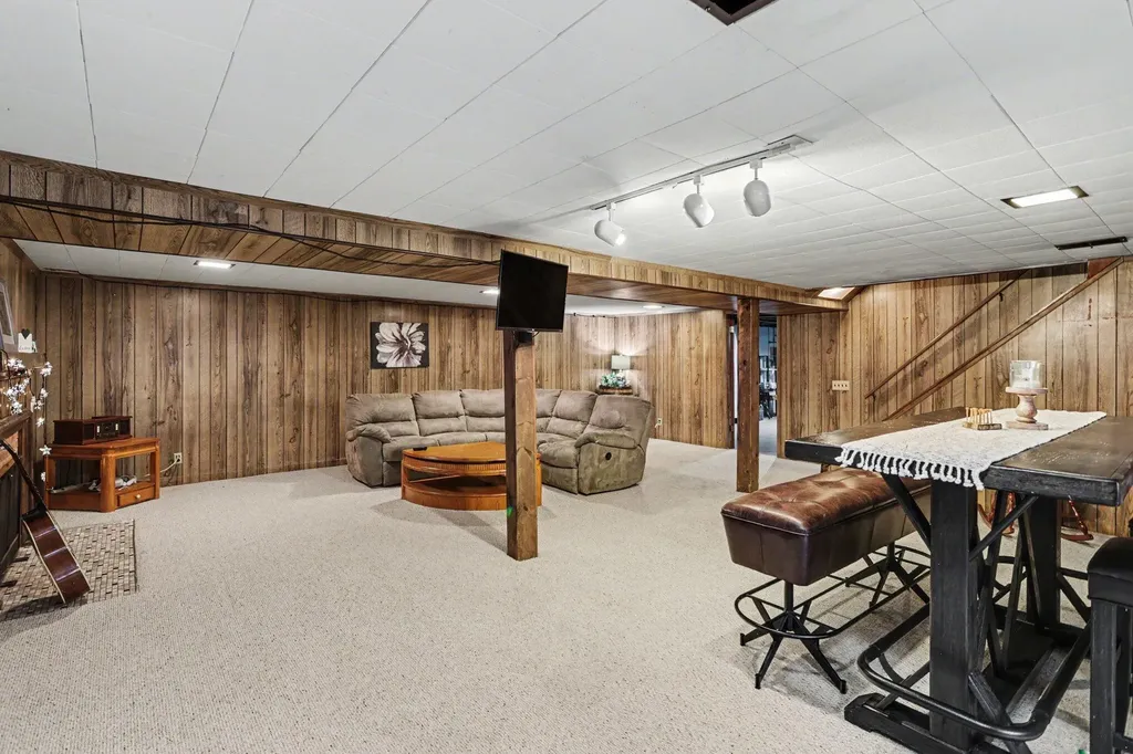15 Enlow Court Battle Creek City MI 49015