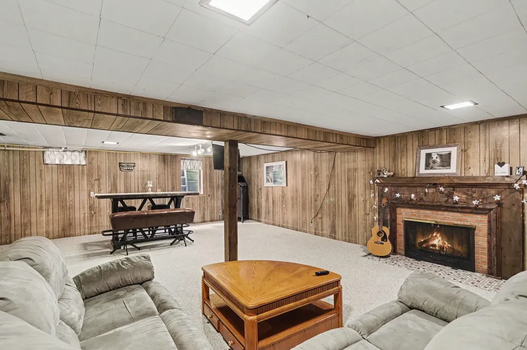 15 Enlow Court Battle Creek City MI 49015