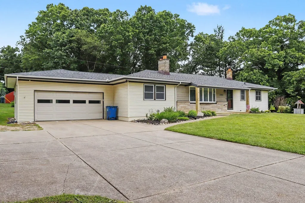 12885 S Drive N Convis Township MI 49014