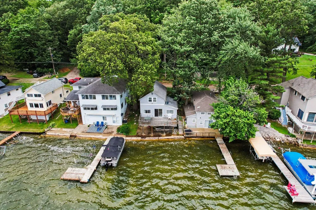 3281 Country Club Way Clarence Township MI 49224