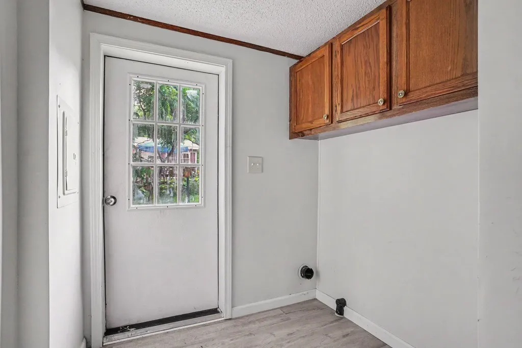 144 Peck Street Emmett Charter Township MI 49014