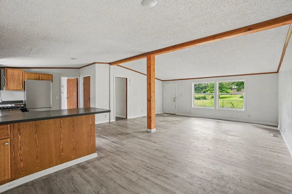 144 Peck Street Emmett Charter Township MI 49014