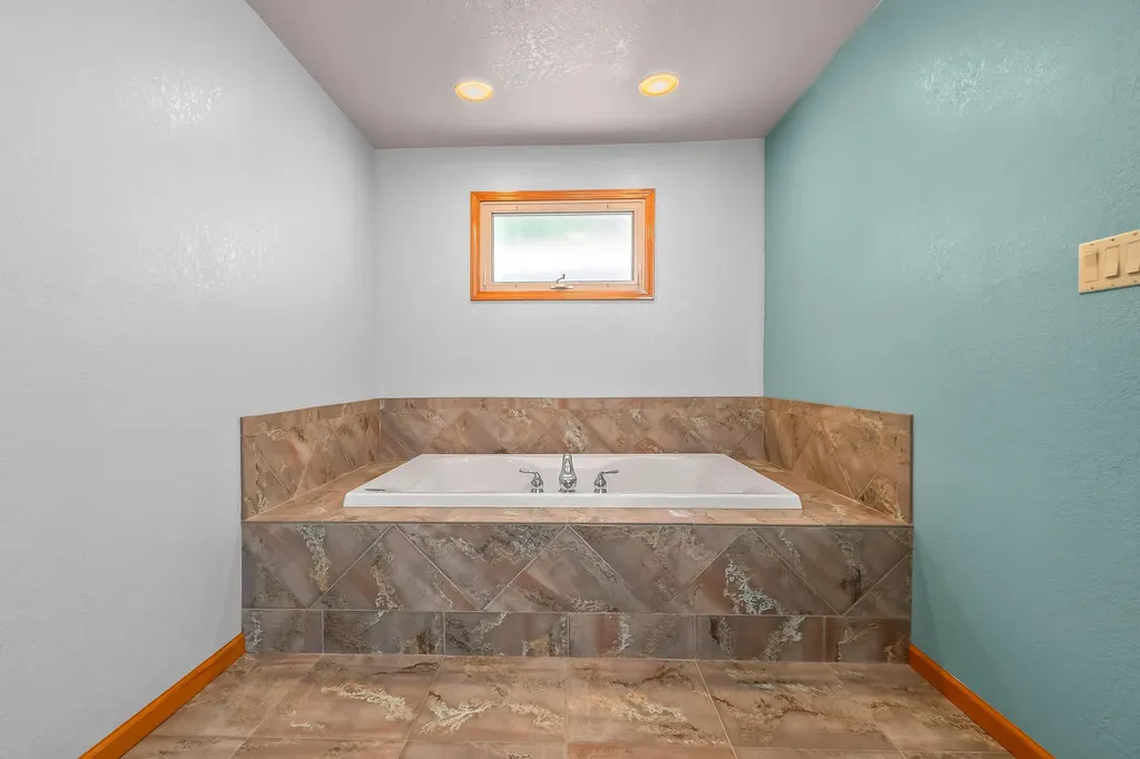 11971 Bradley Drive Somerset Township MI 49249