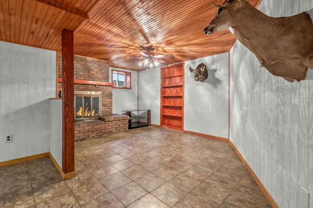 11971 Bradley Drive Somerset Township MI 49249