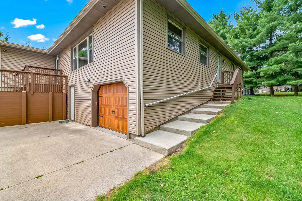 11971 Bradley Drive Somerset Township MI 49249