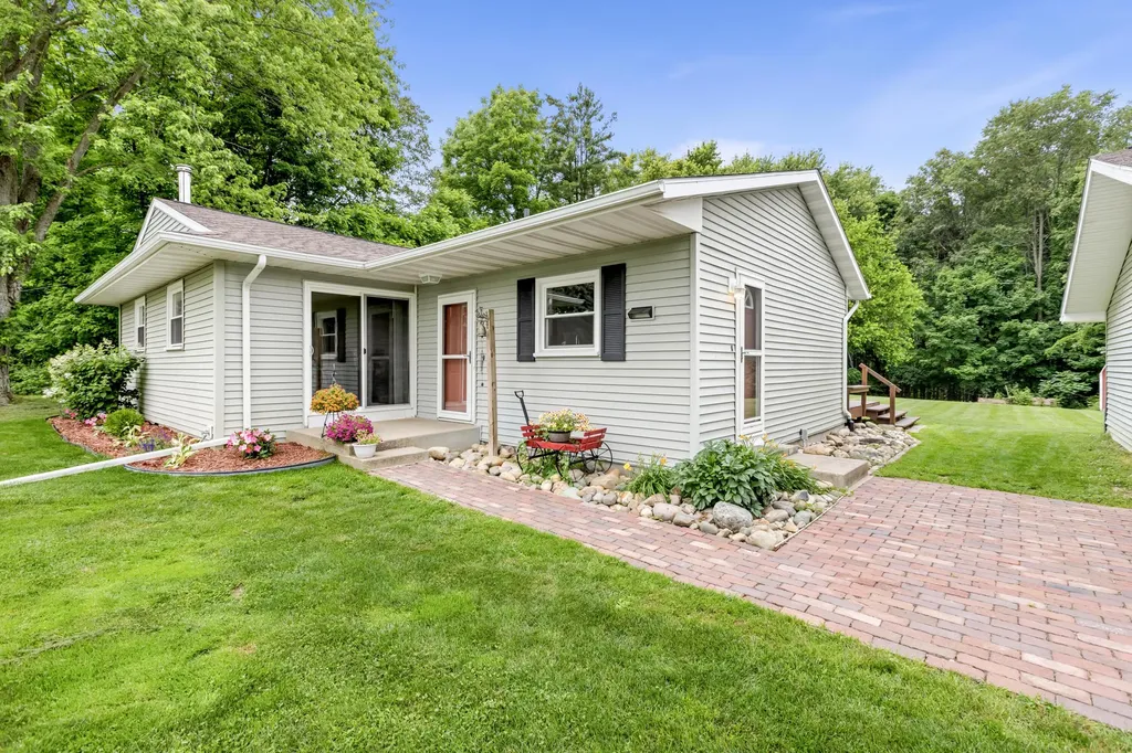 11893 Gorsline Road Battle Creek City MI 49014