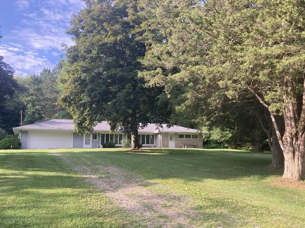 5491 Hoag Road Battle Creek City MI 49015