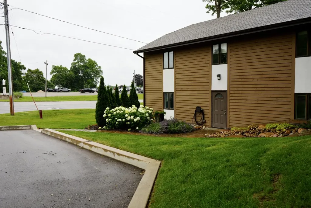 332 E Columbia Avenue E Battle Creek City MI 49015