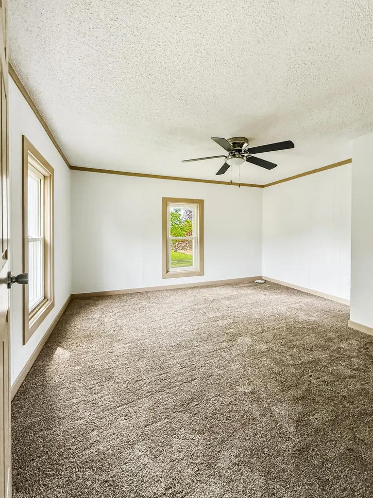 21 E Willard Avenue E Battle Creek City MI 49037