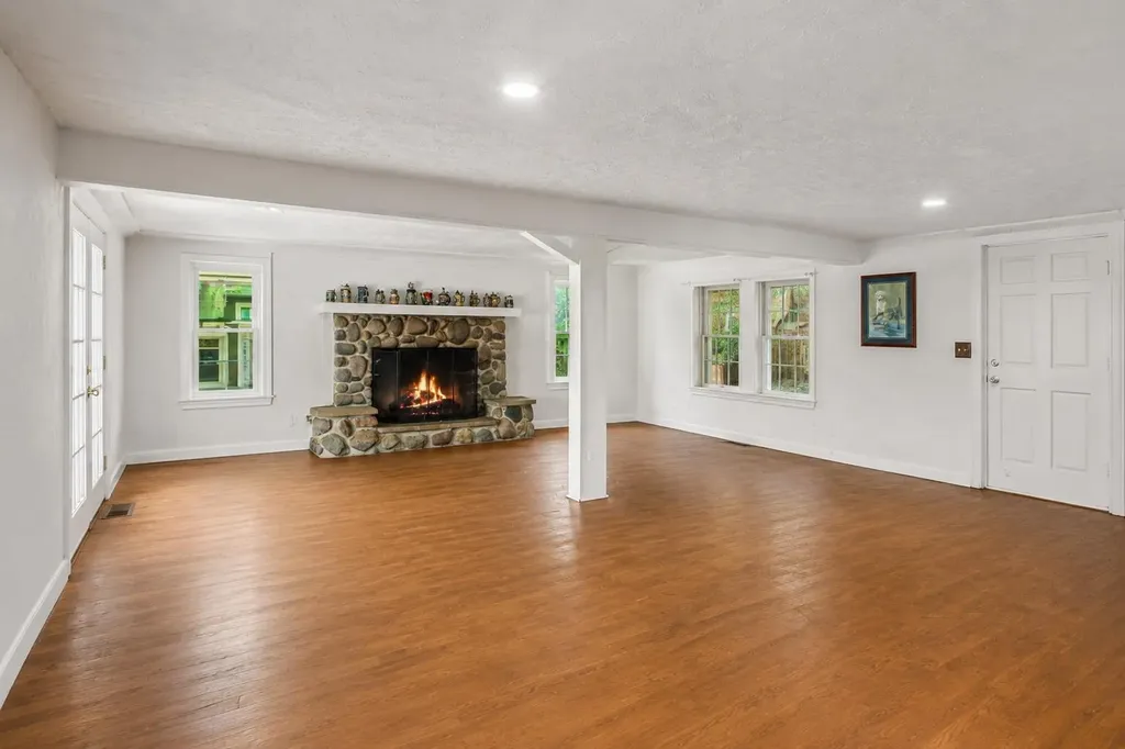 7763 Anway Drive Emmett Charter Township MI 49014