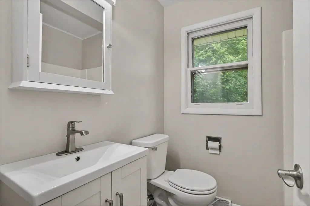 6083 Woodlea Drive Comstock Charter Township MI 49048