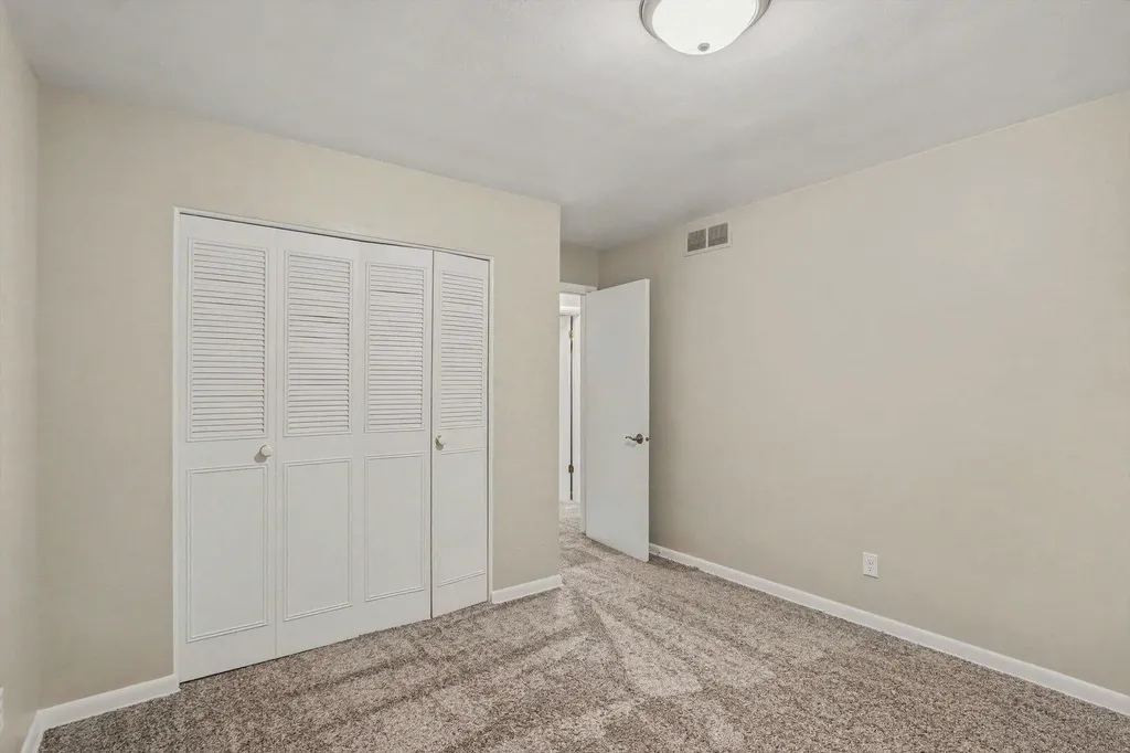 6083 Woodlea Drive Comstock Charter Township MI 49048