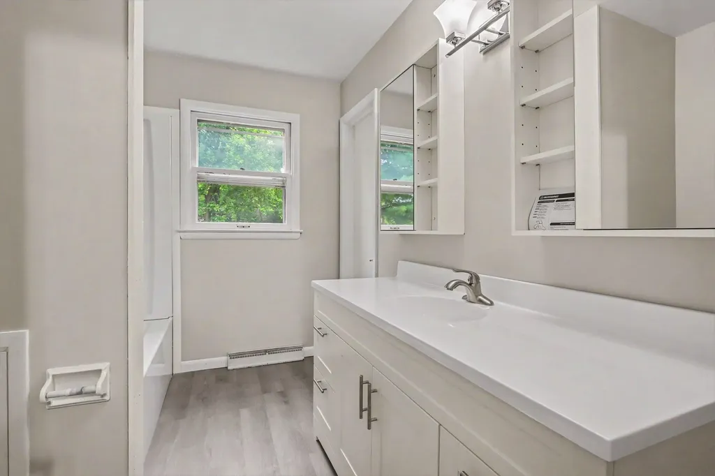 6083 Woodlea Drive Comstock Charter Township MI 49048