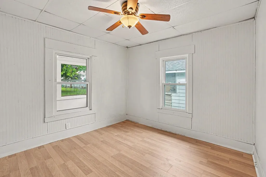 112 Sharon Avenue Pennfield Charter Township MI 49017