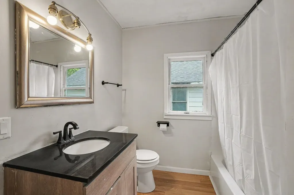 112 Sharon Avenue Pennfield Charter Township MI 49017