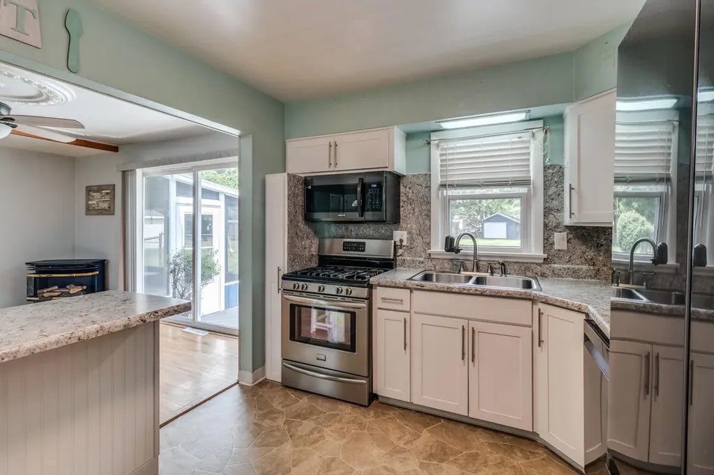 344 Lakeshore Drive Battle Creek City MI 49015