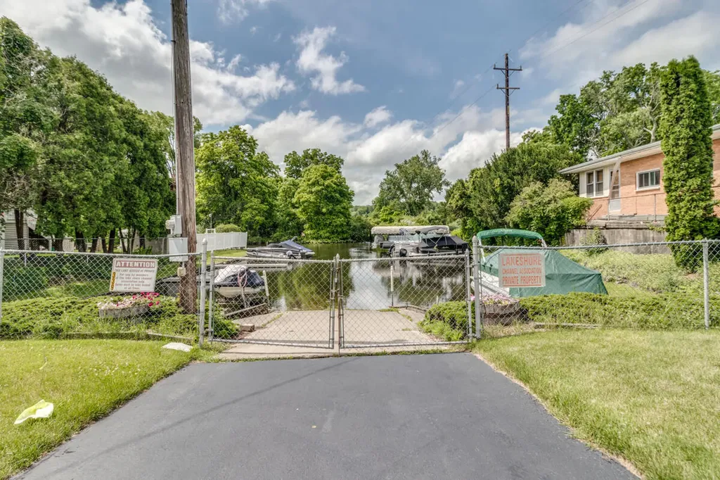 344 Lakeshore Drive Battle Creek City MI 49015