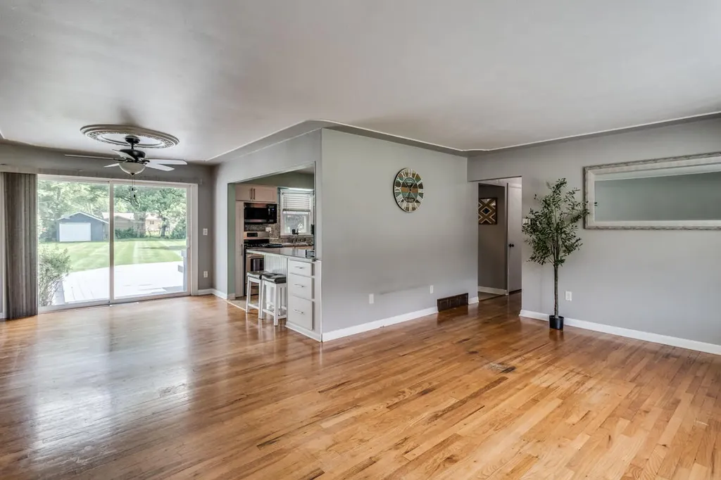 344 Lakeshore Drive Battle Creek City MI 49015
