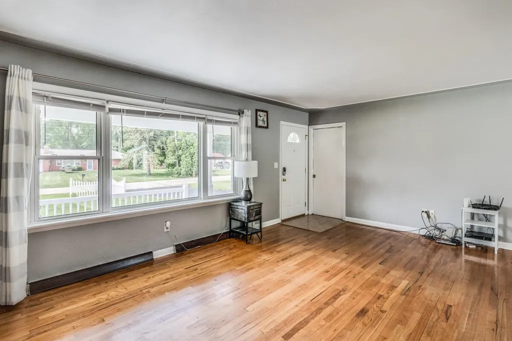 344 Lakeshore Drive Battle Creek City MI 49015