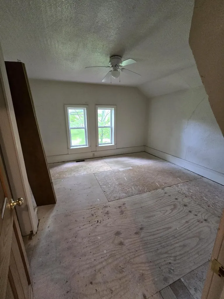 8733 S Cochran Avenue Charlotte City MI 49076