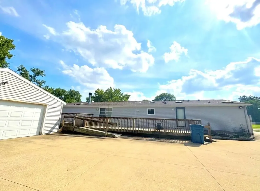 614 Linwood Avenue Battle Creek City MI 49037