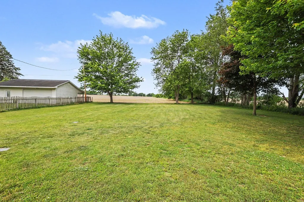 13991 15 Mile Road Marshall Township MI 49068