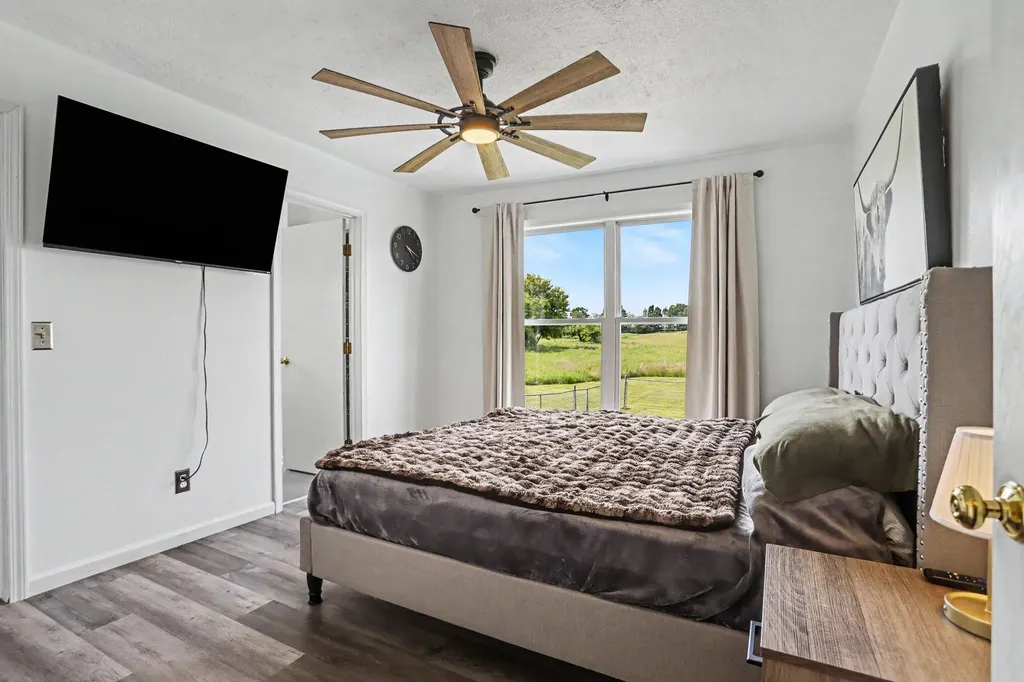 6253 Mills Highway Eaton Rapids Township MI 48827