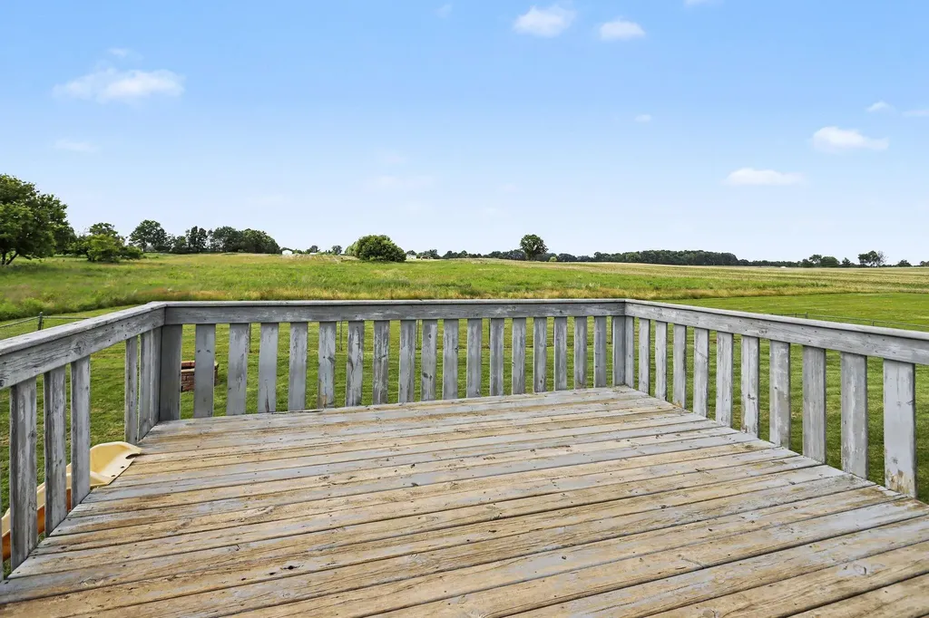 6253 Mills Highway Eaton Rapids Township MI 48827