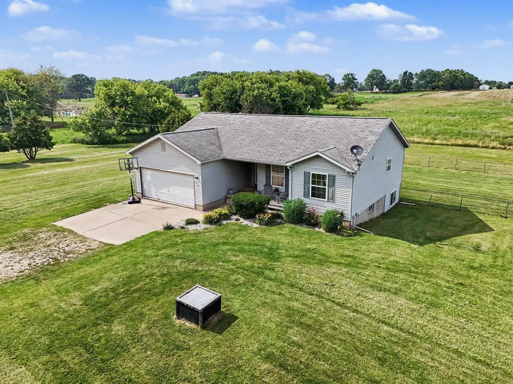 6253 Mills Highway Eaton Rapids Township MI 48827