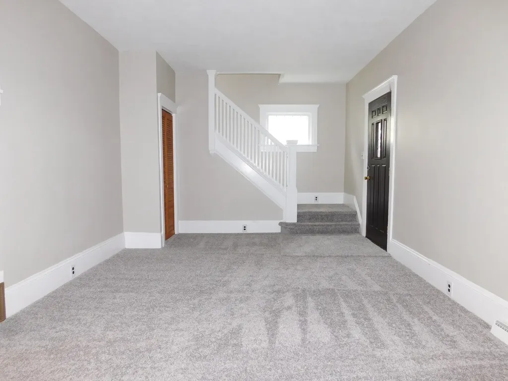 1238 3rd Street Jackson City MI 49203