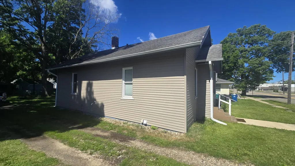 1349 W Michigan Avenue W Battle Creek City MI 49037