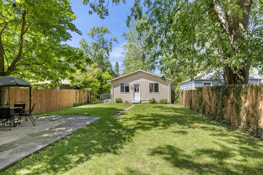 205 Eldred Street Battle Creek City MI 49015