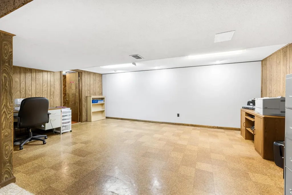 408 S Moorland Drive Battle Creek City MI 49015