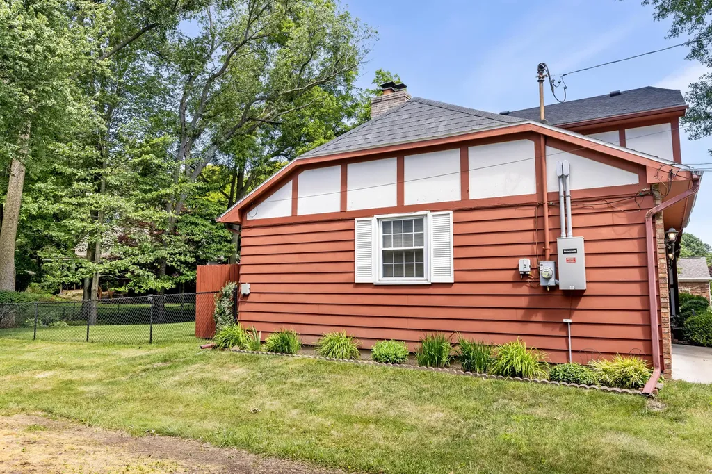 408 S Moorland Drive Battle Creek City MI 49015