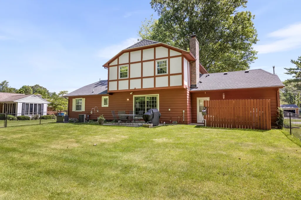 408 S Moorland Drive Battle Creek City MI 49015