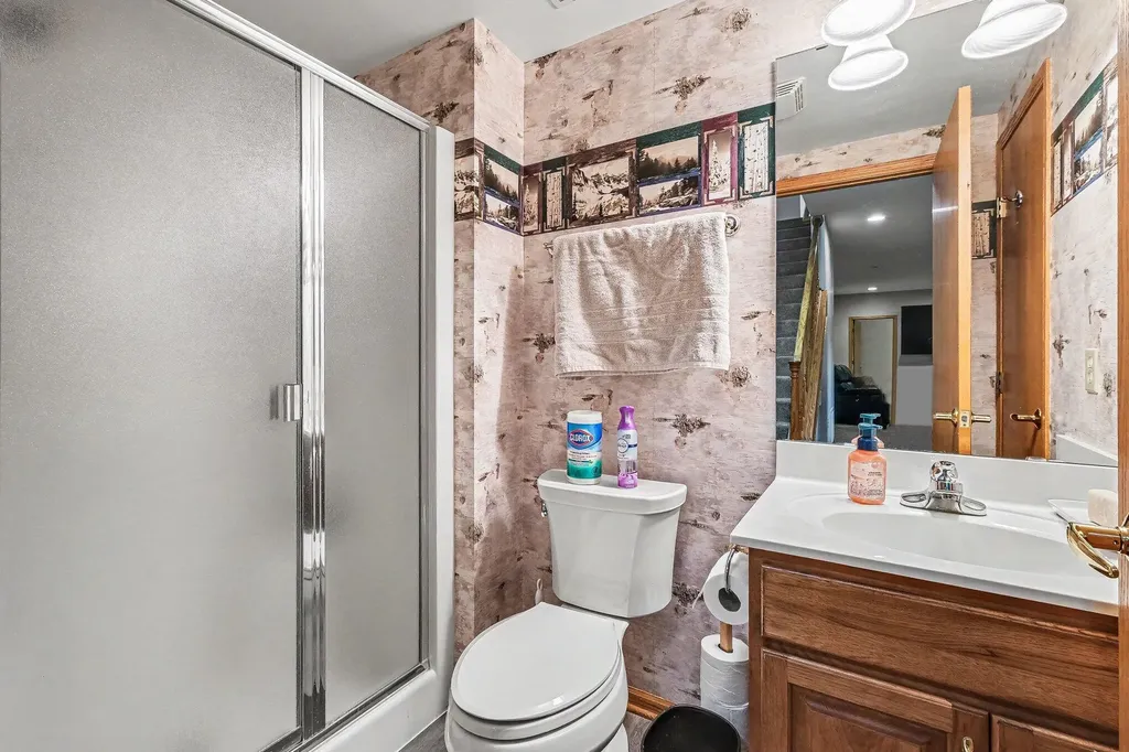 10835 Red Oak Ridge Reynolds Township MI 49329