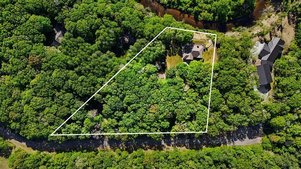 10835 Red Oak Ridge Reynolds Township MI 49329