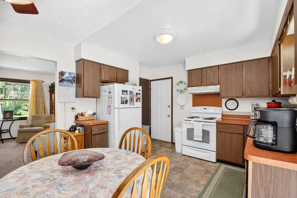 239 Pine Ridge Road Bedford Charter Township MI 49017