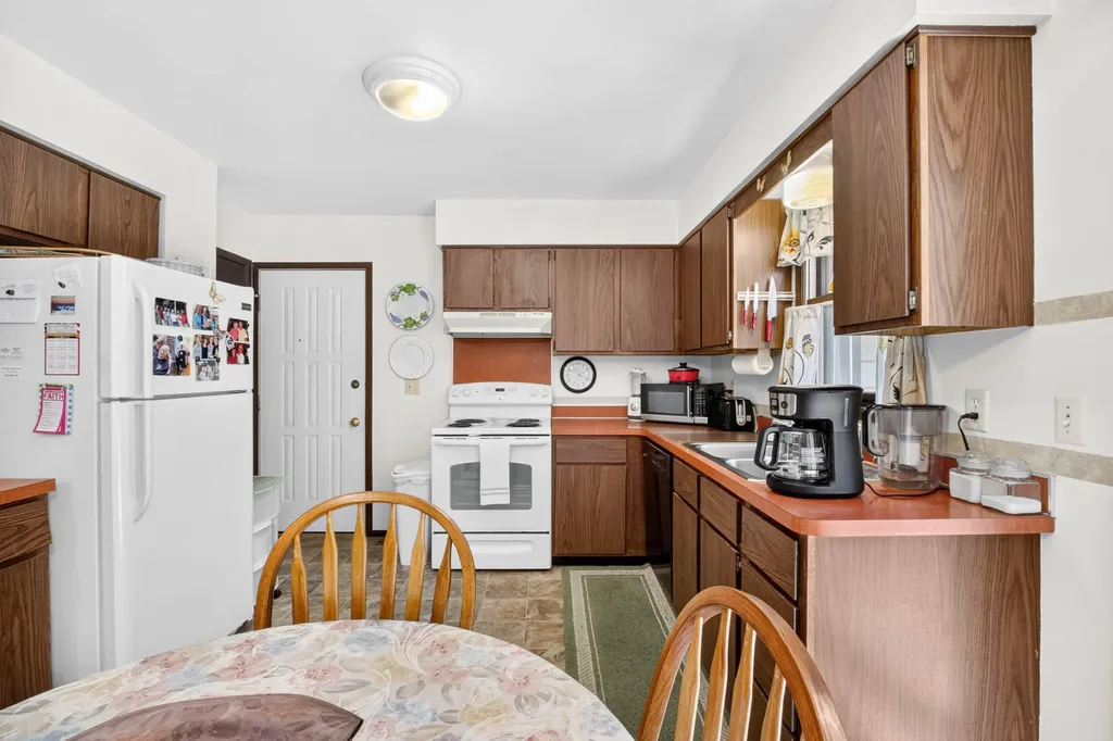 239 Pine Ridge Road Bedford Charter Township MI 49017